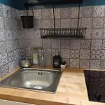 Kedge 9 - Proche Centre, Tram & Universites Apartman *